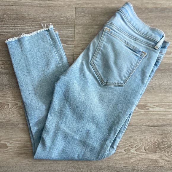 LOFT Modern Skinny Petite - Size 2 - Picture 2 of 3